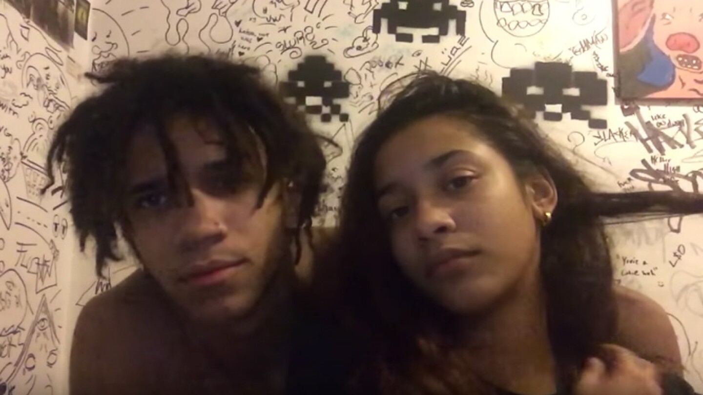 Novios parecidos.