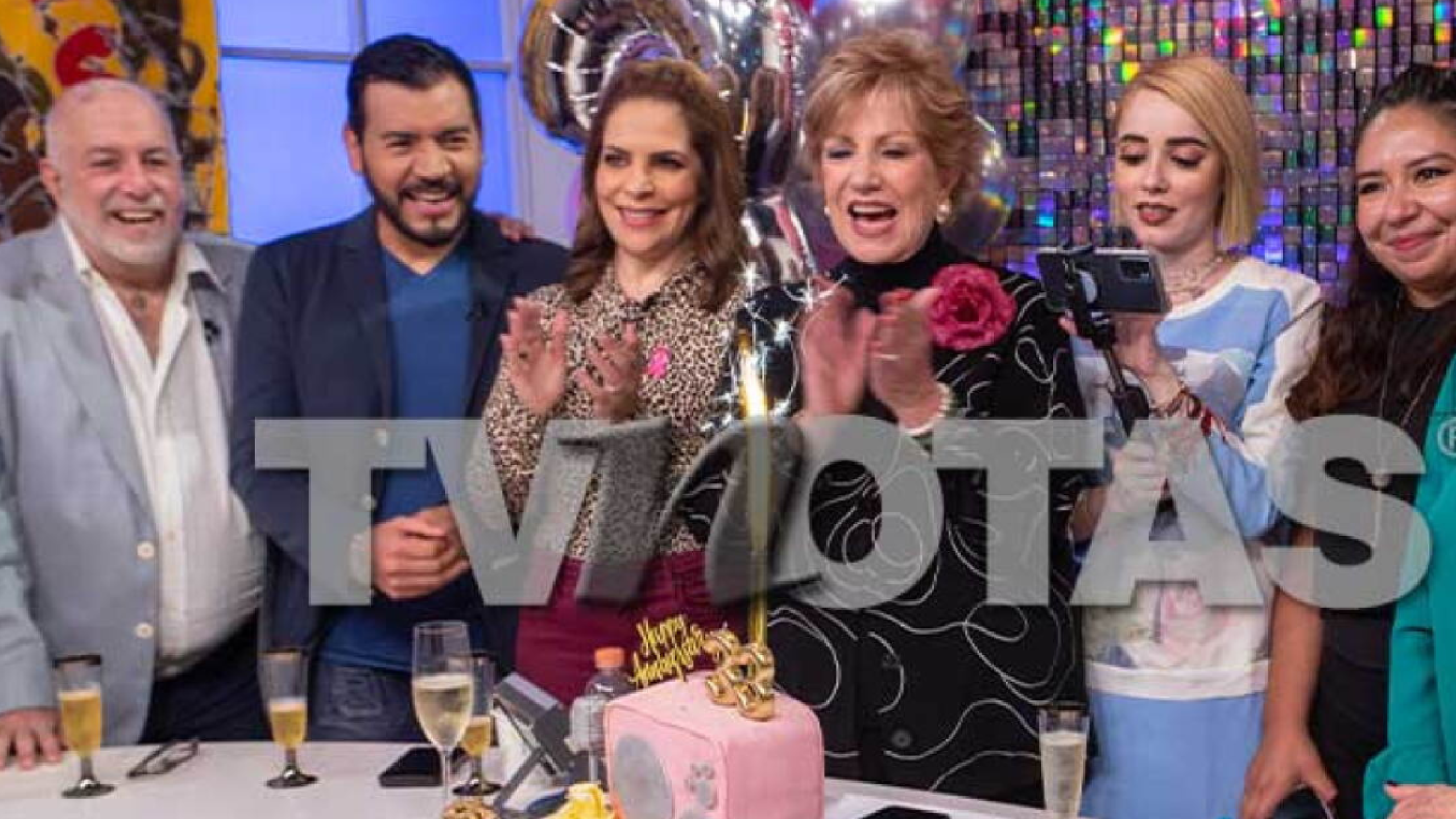 muere Héctor Carrillo