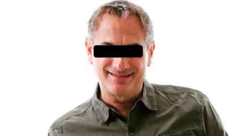 Patricio N subastará parte de su colección de guitarras