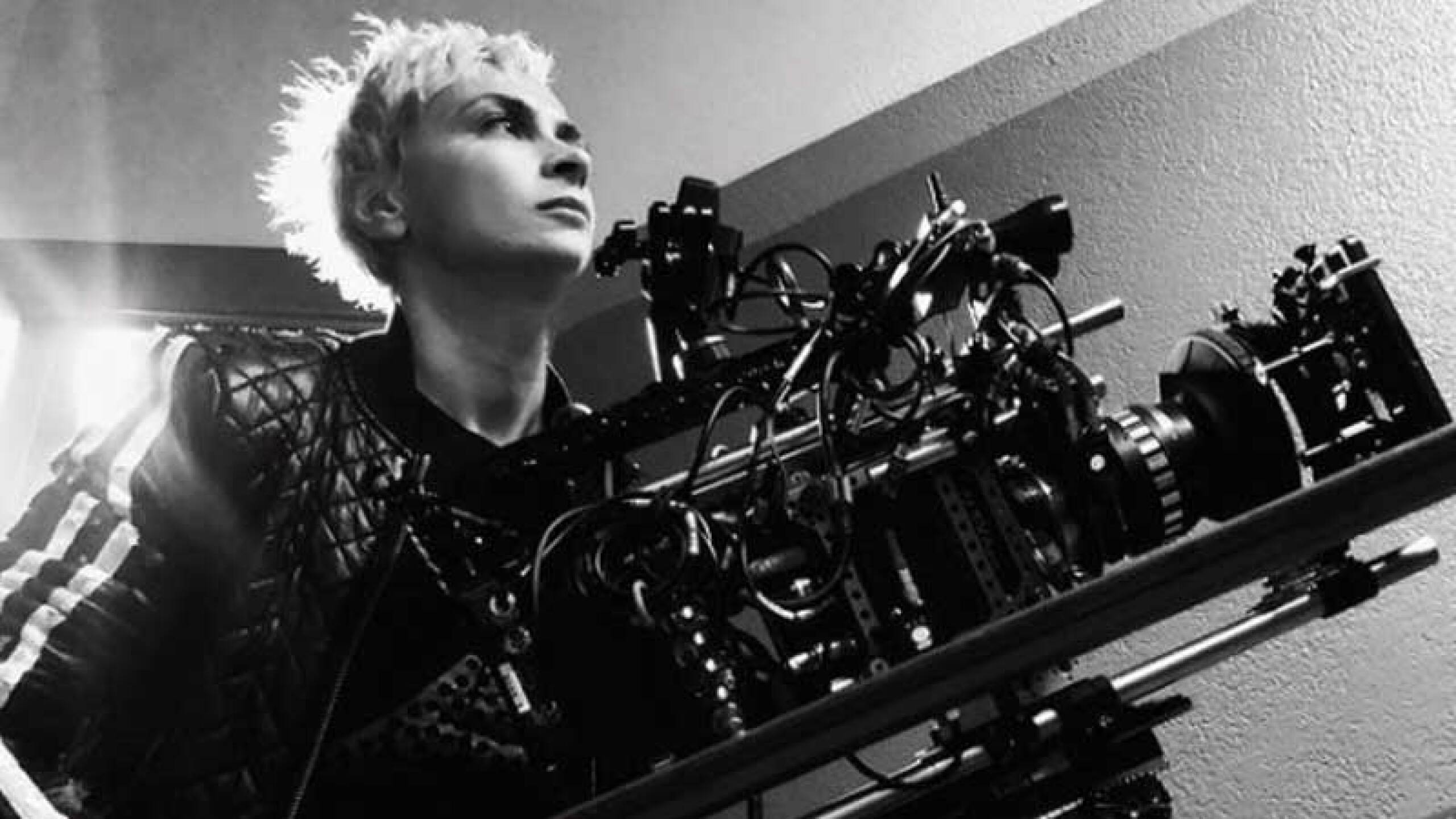 Director de Rust relata cómo fue que disparó Alec Baldwin