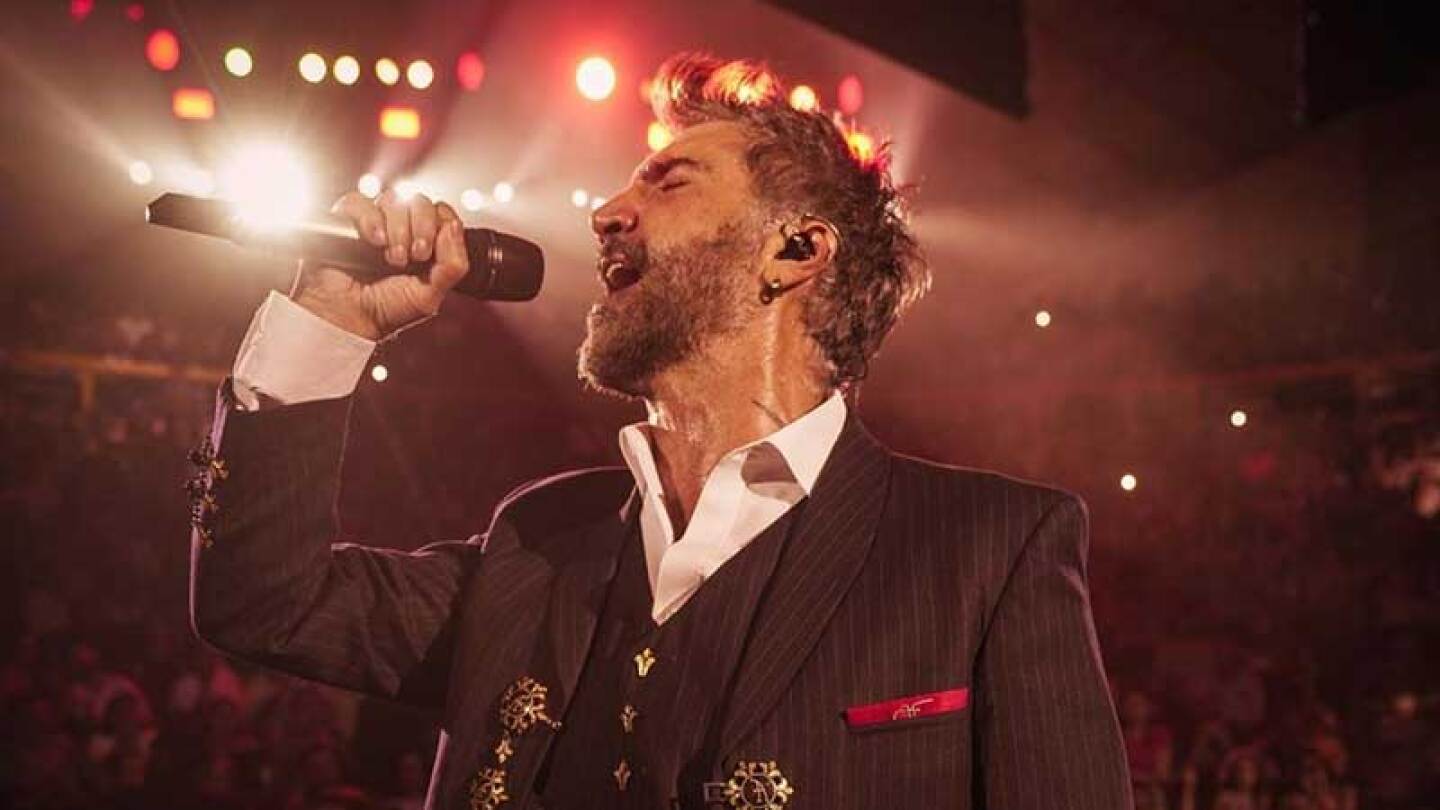 Alejandro Fernández anuncia gira en México