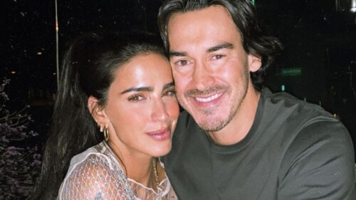 Bárbara de Regil hace una sentadilla y le aterriza en la cara a su esposo