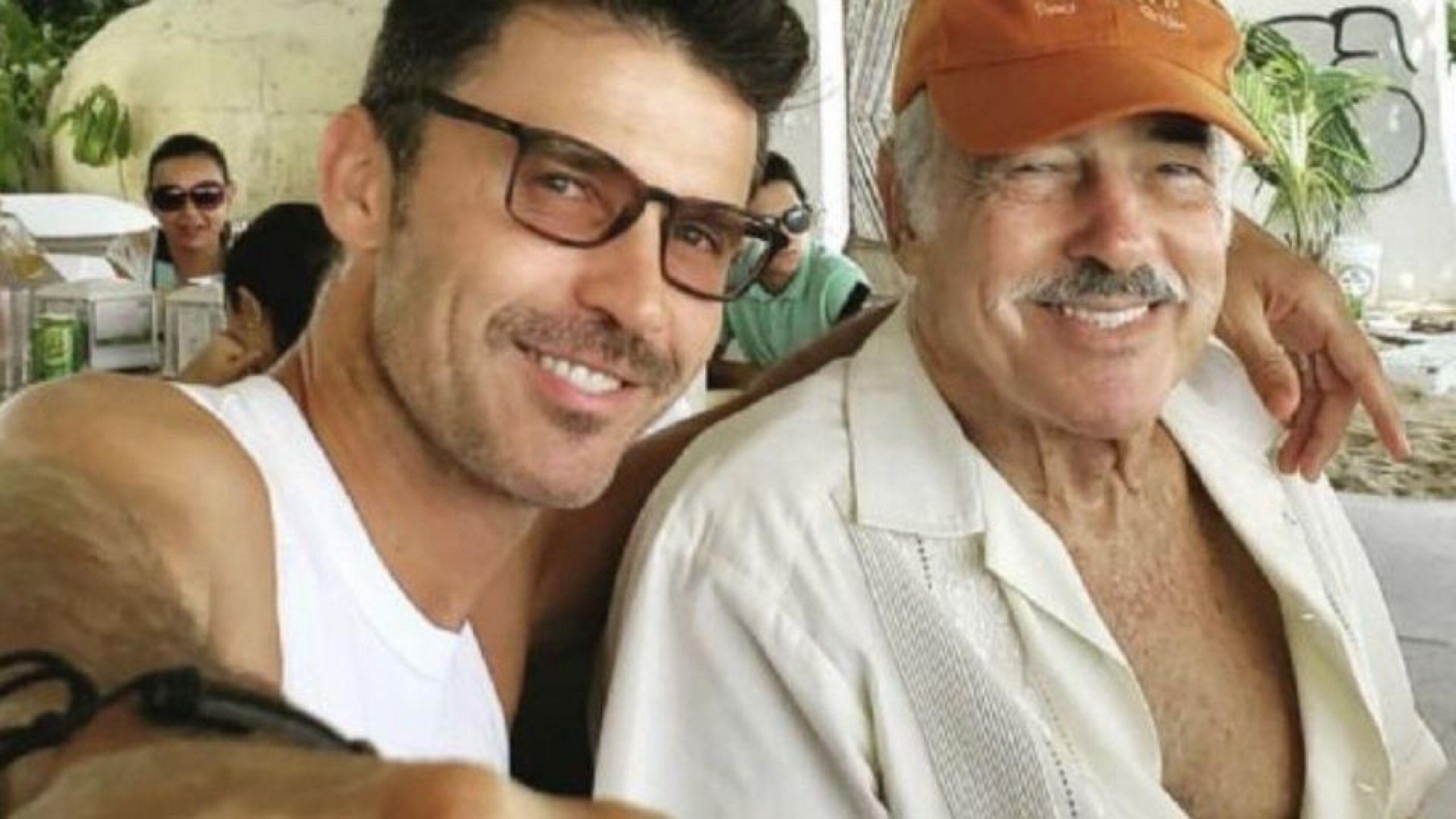 Leonardo García reacciona a los conflictos de su papá Andrés García