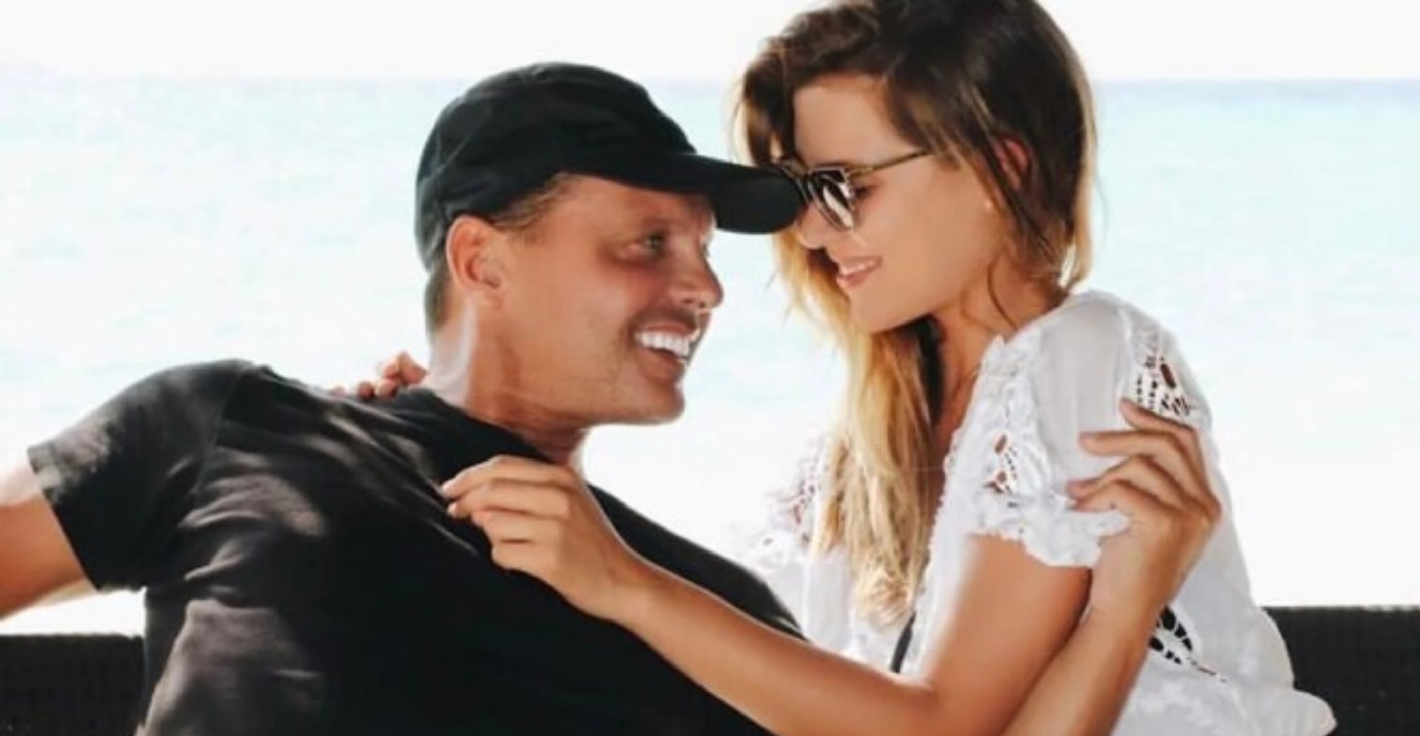 Stephanie Salas y  Michelle Salas