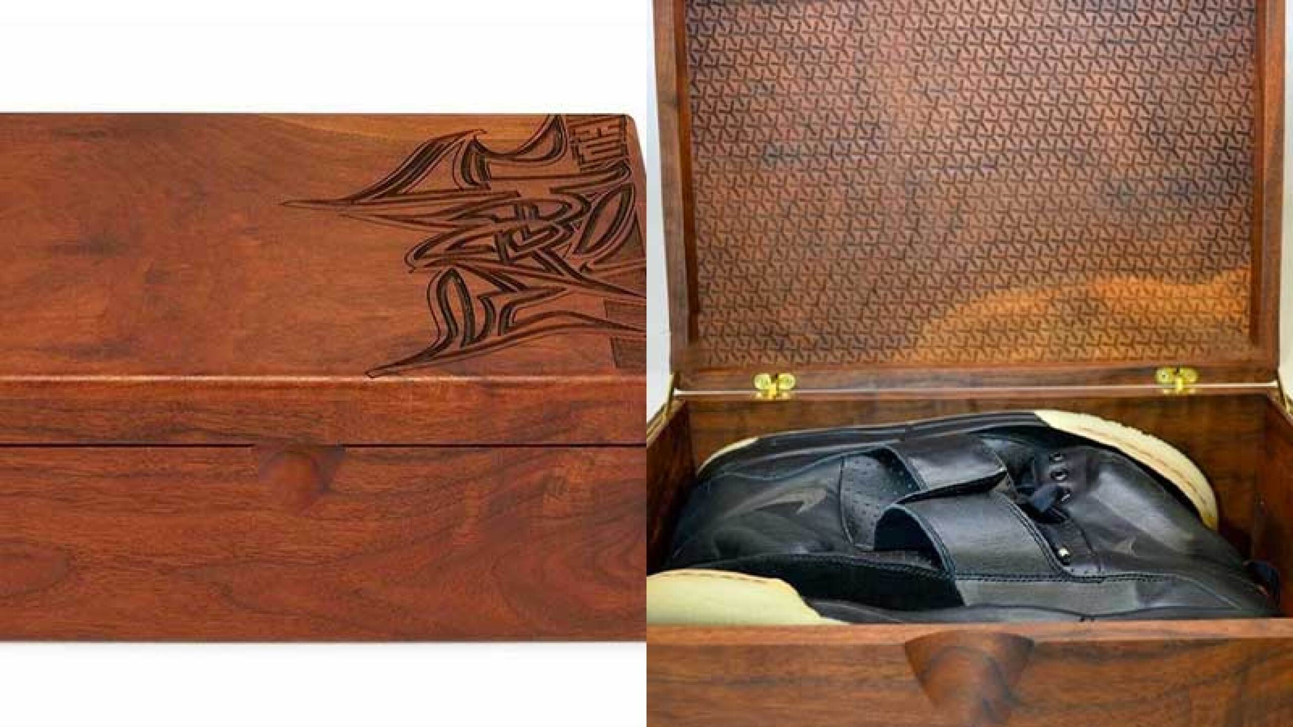 Los tenis vienen en una caja de madera
