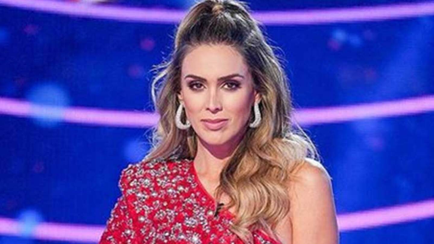 Jacqueline Bracamontes tiene cipnco hijas