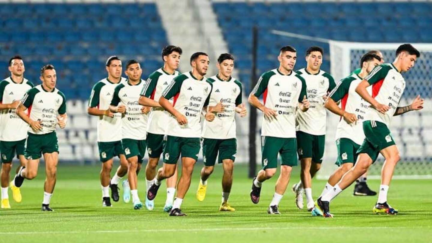 Pajarito de la suerte predice cómo le irá a México en Qatar