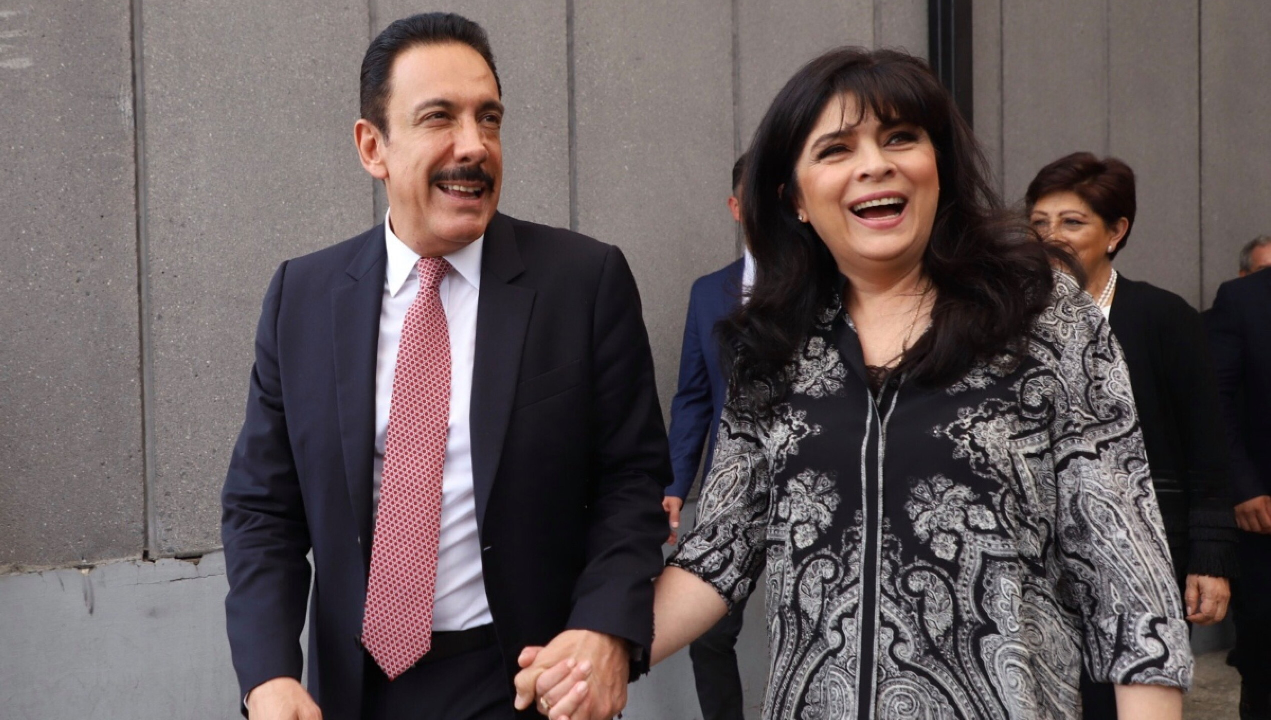 victoria-ruffo-omar-fayad.jpg