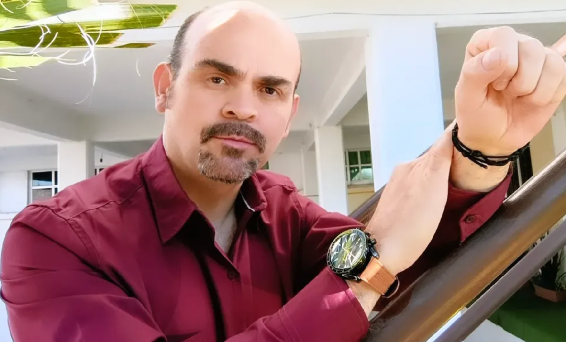 Una de las primeras molestias que tuvo el actor fue confundida con una hernia en la ingle.