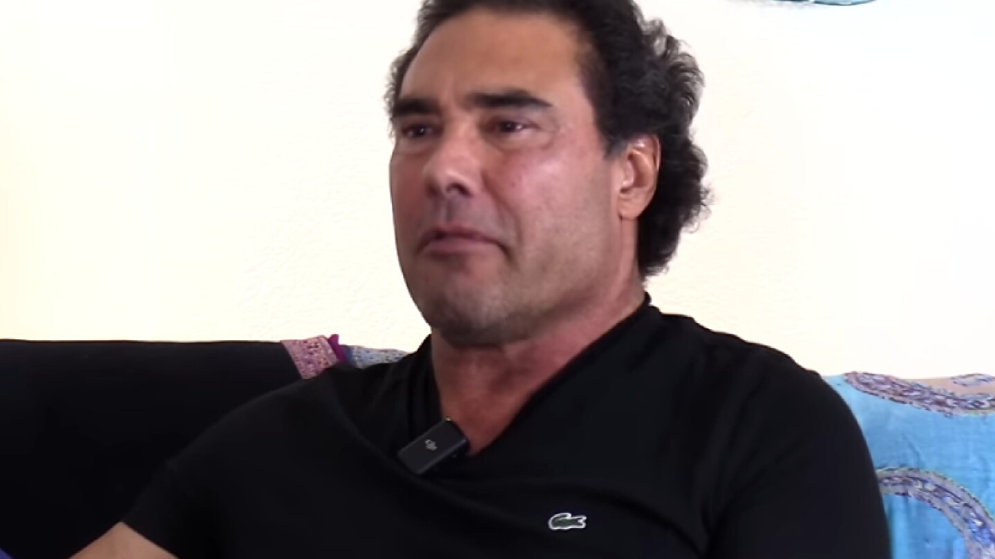 Eduardo Yáñez se disculpa públicamente