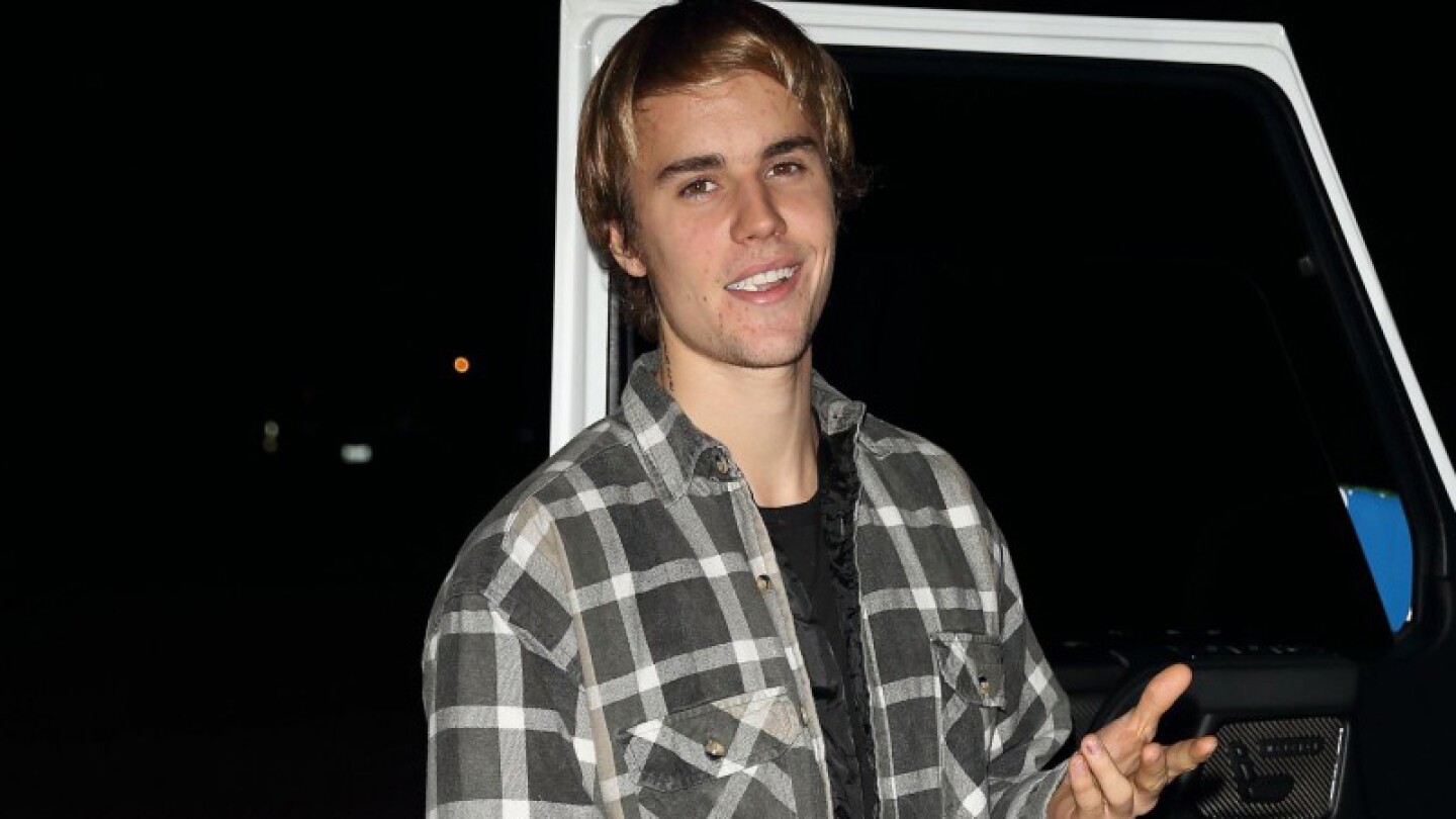 Justin Bieber baila al ritmo de la cumbia