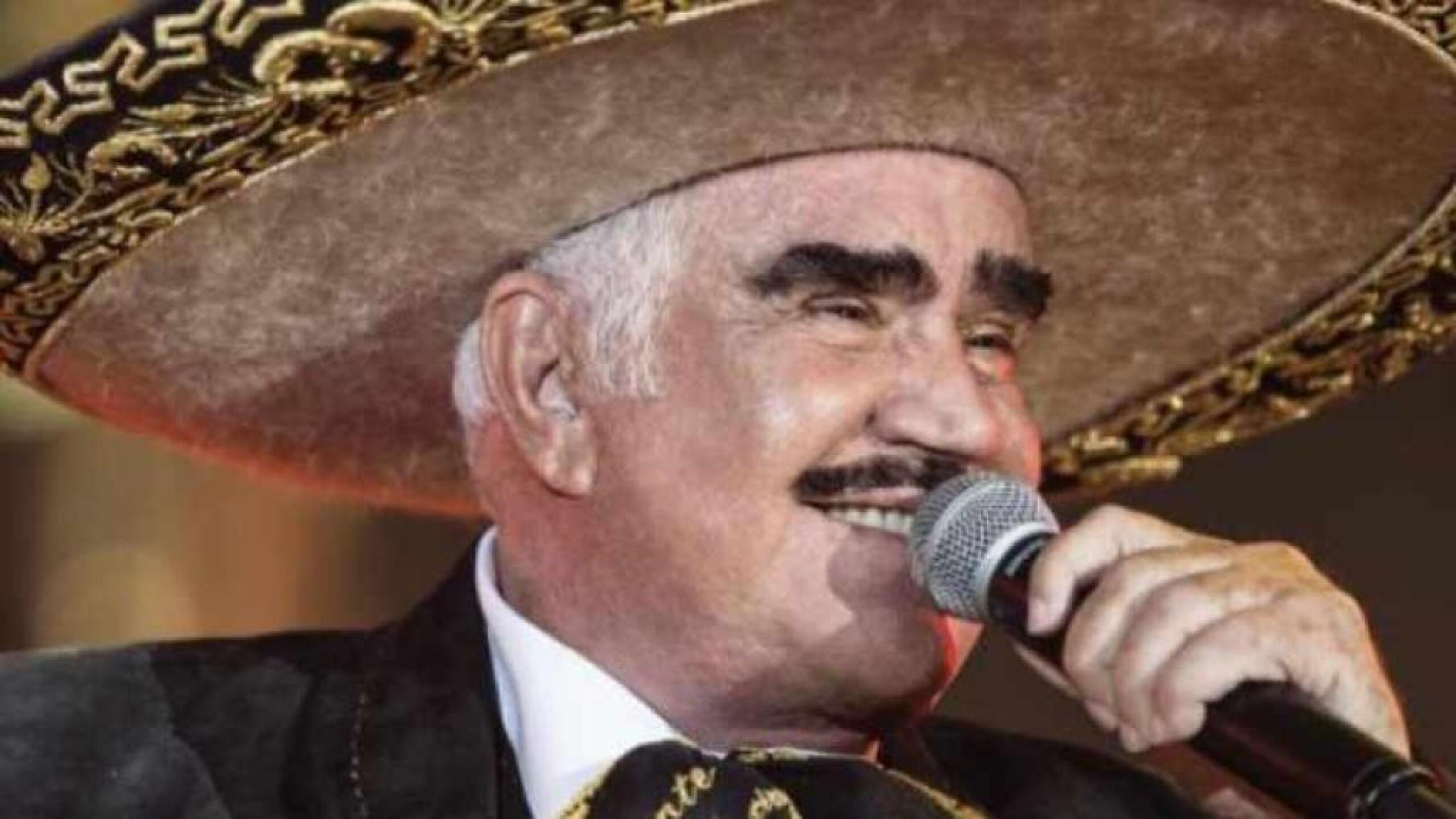 Vicente Fernández sigue en terapia intensiva, nuevo reporte de salud
