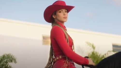 Shakira Fuerza Regida el Jefe