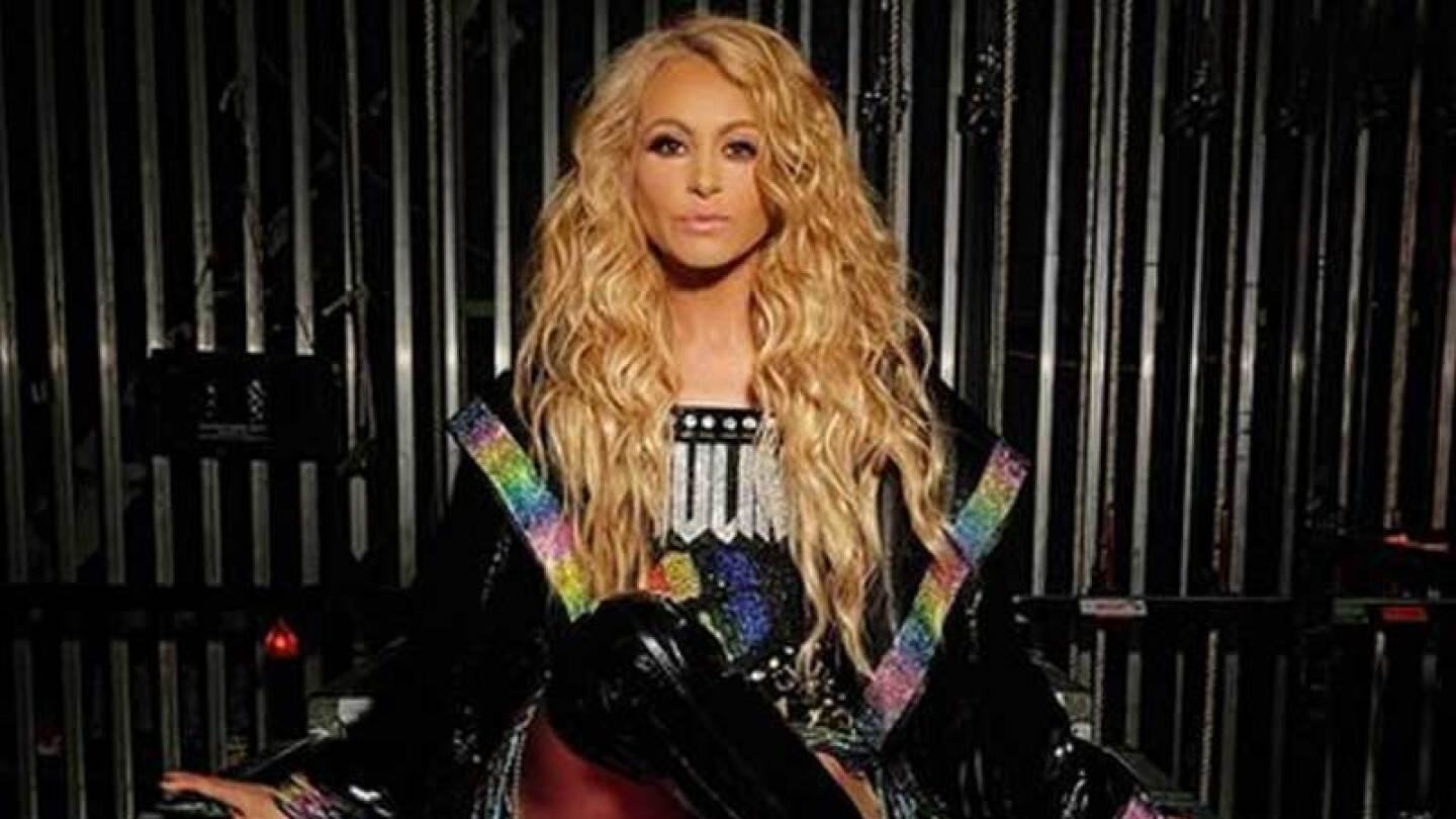 Paulina Rubio revela que en pleno concierto un guardia de seguridad la tocó indebidamente