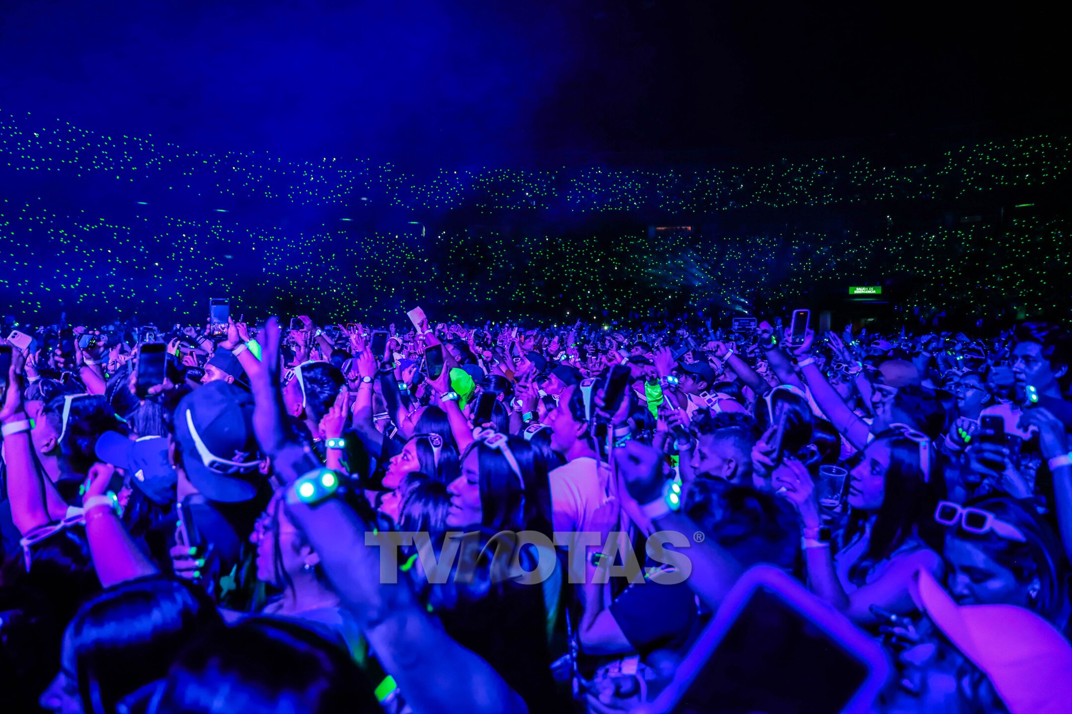 22 mil personas en el Palacio de los Deportes en el concierto de Feid