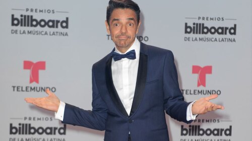 Eugenio Derbez presume su rutina de ejercicios ¡pero le llueven críticas por sus ‘senos’!