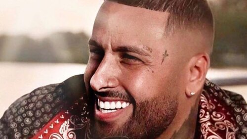 Nicky Jam sorprende empleados
