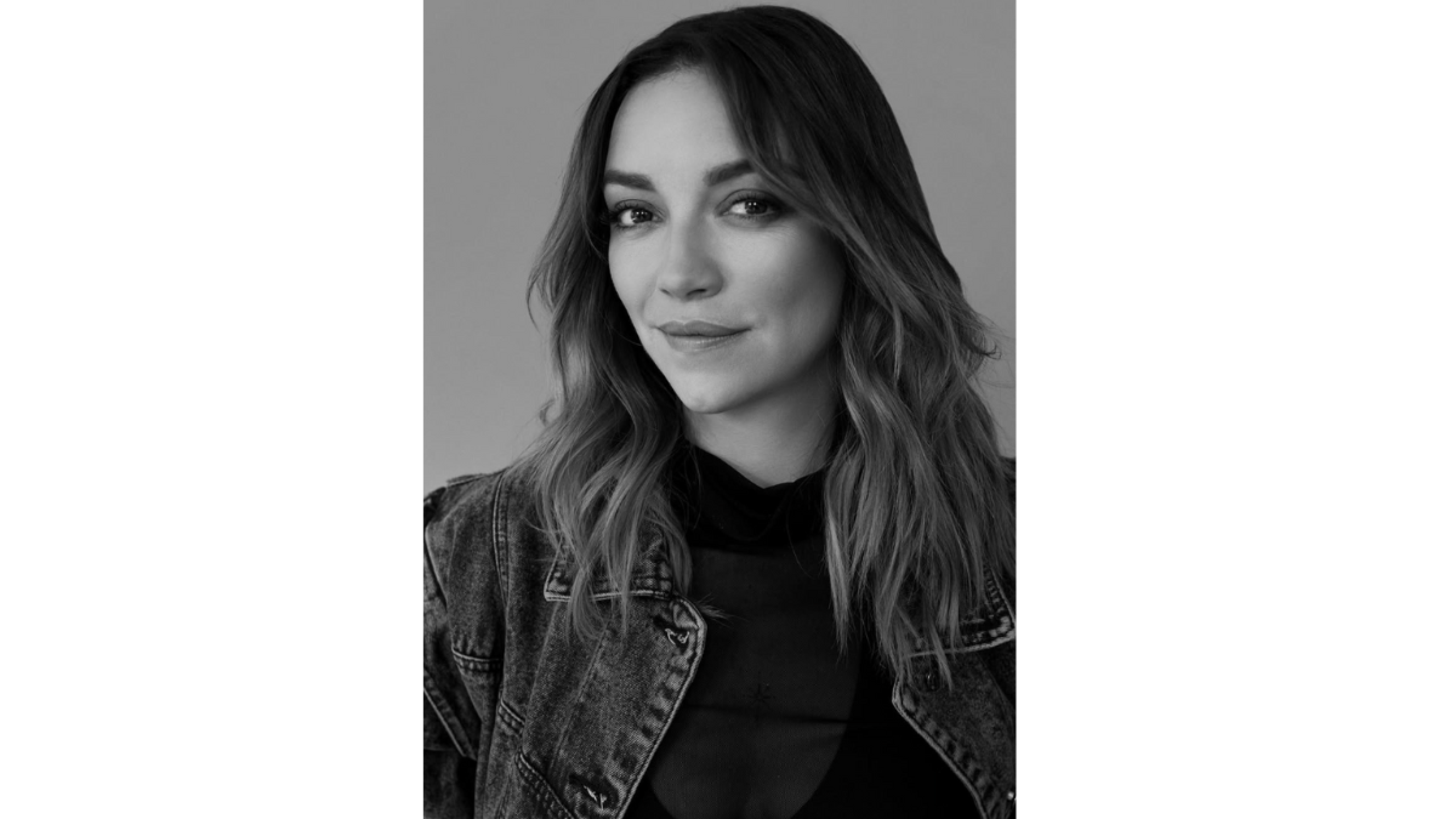 Regina Blandón se pelea con un cibernauta