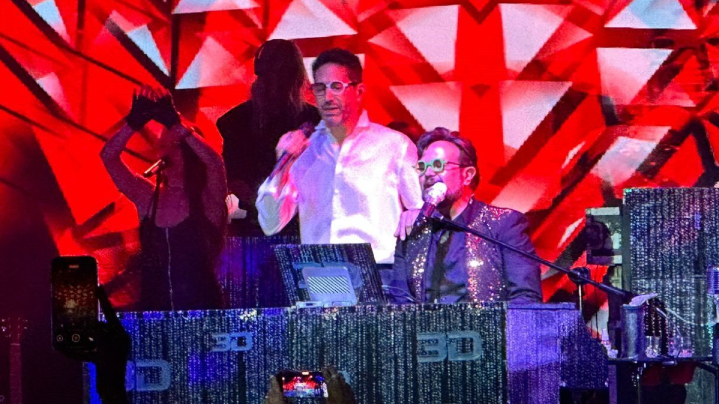 Alex Syntek y Benny en La Maraka