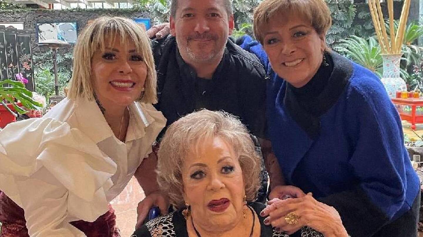 Cumpleaños Silvia Pinal