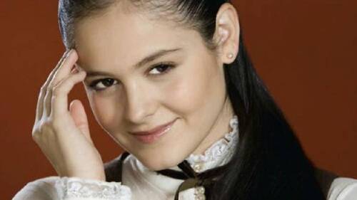 Allisson Lozz rompe en llanto