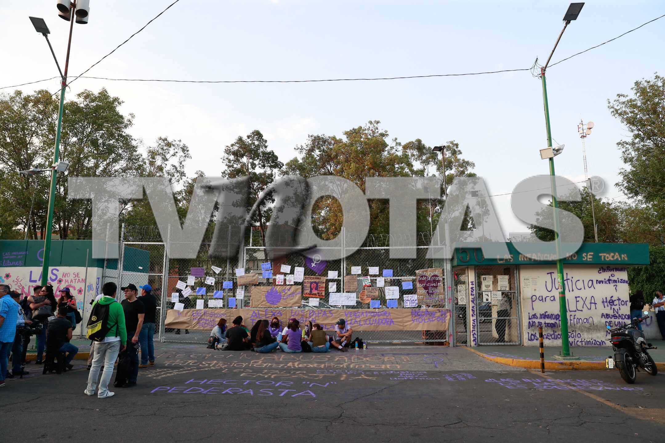 Alexa Hoffman asegura que el documental sobre el caso contra su padre no lo produce ella