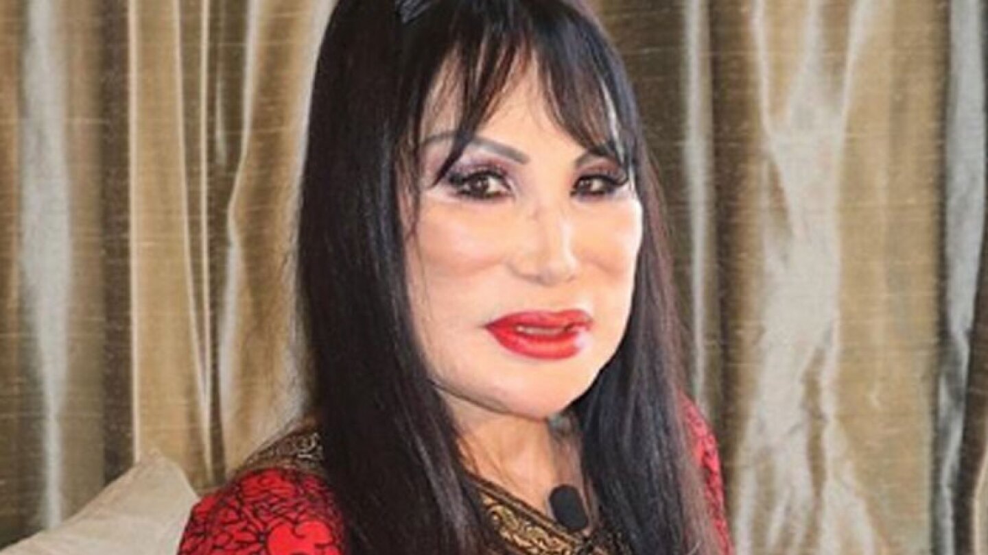 Lyn May cirugías
