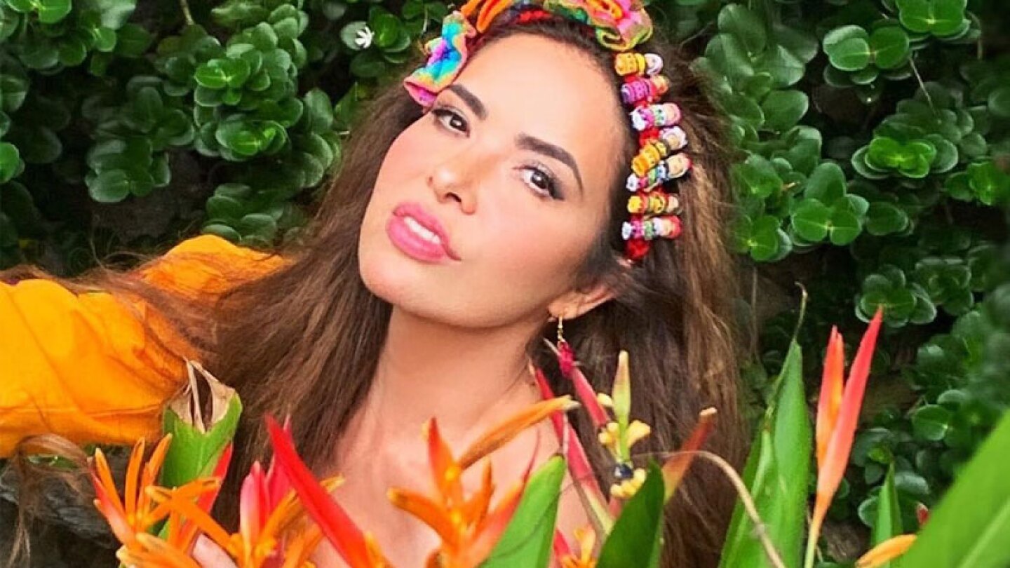 gloria trevi spotify música tienda