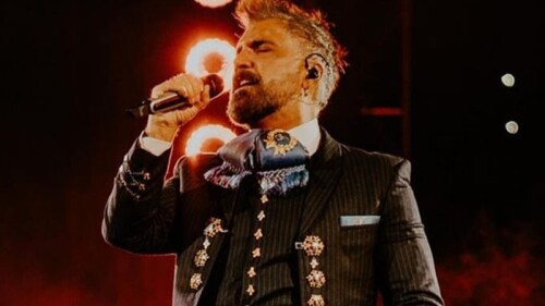 Alejandro Fernández recuerda a su papá en concierto en Acapulco