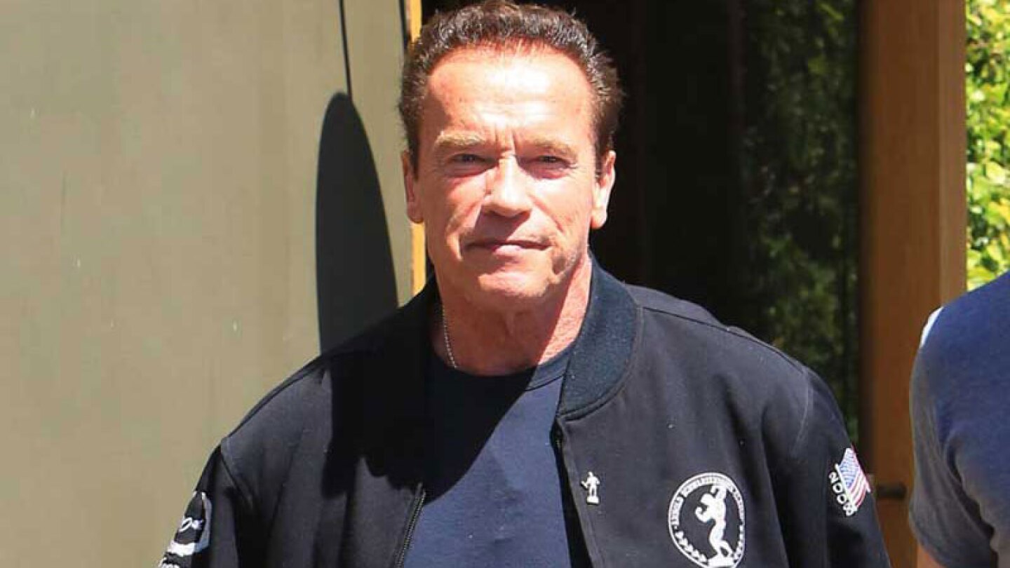 El ex actor le pidió cumpla con sus responsabilidades y no aliente a la violencia.