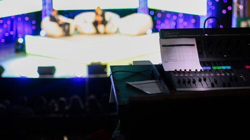 Televisa rompe la alcancía y le apuesta a programa mejor que La Voz México