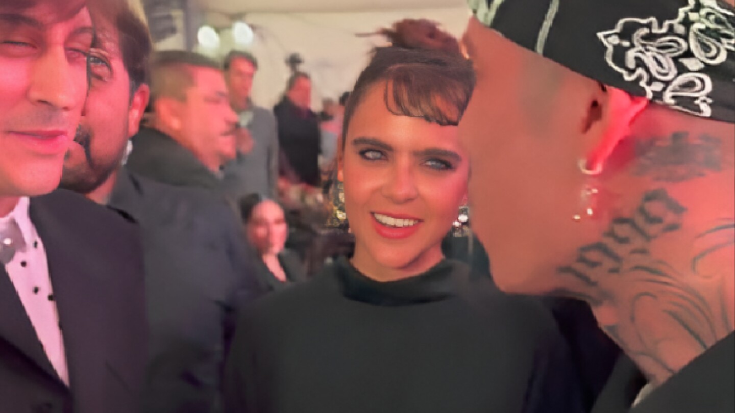 ¿Santa Fe Klan ignoro a Yuya? Internautas arremeten contra el cantate