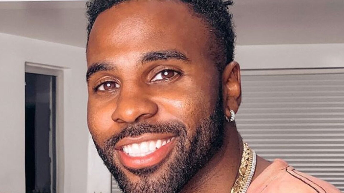 Jason Derulo pierde los dientes al hacer un reto en Tik Tok