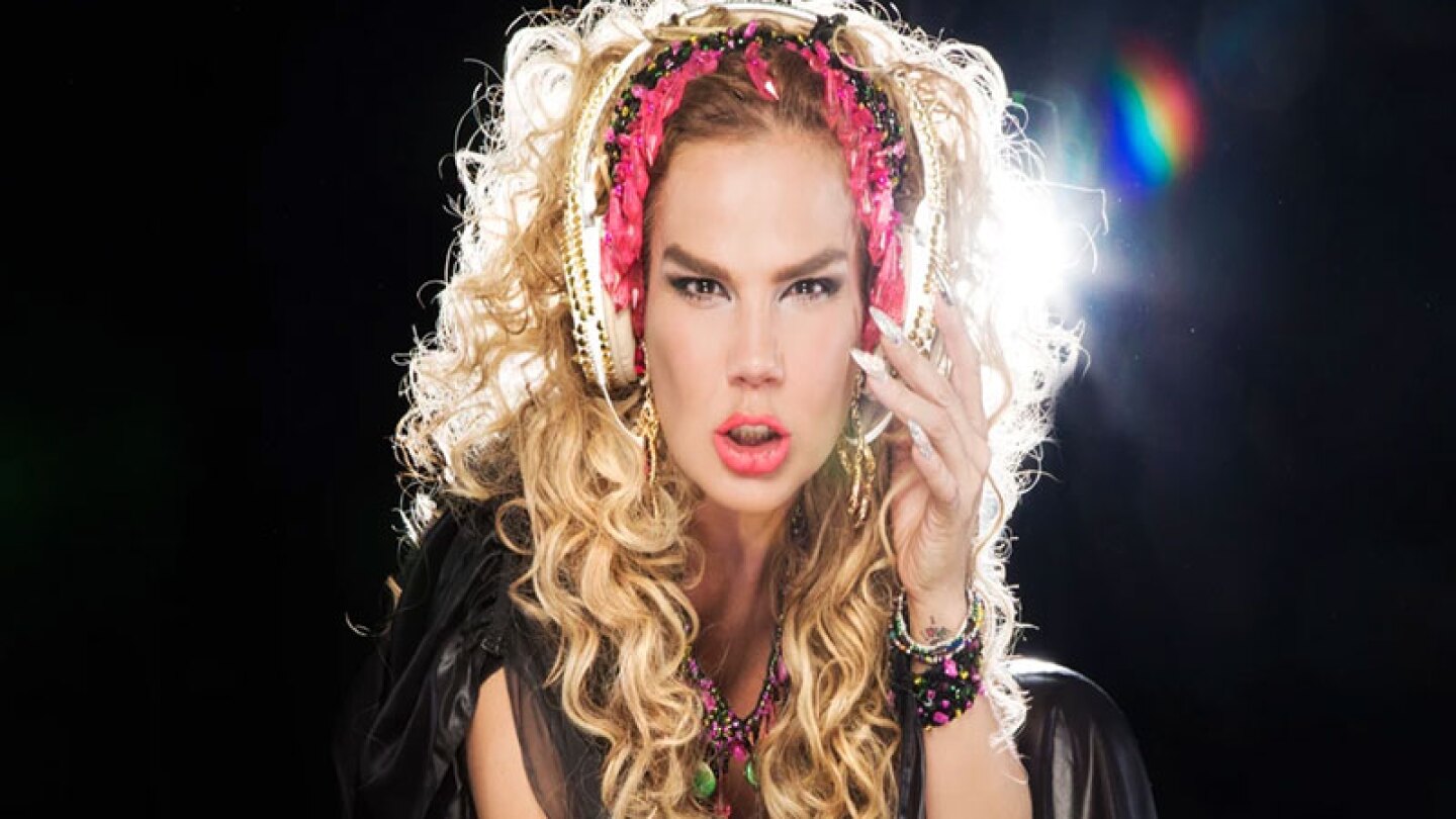 Niurka Empresaria Redes Sociales Página de Internet Fama Vedette Cubrebocas frases Icónicas