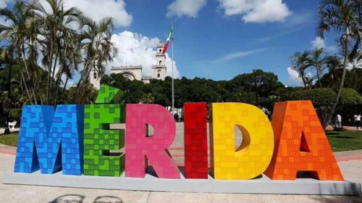 Twitter @SECTUR_mx