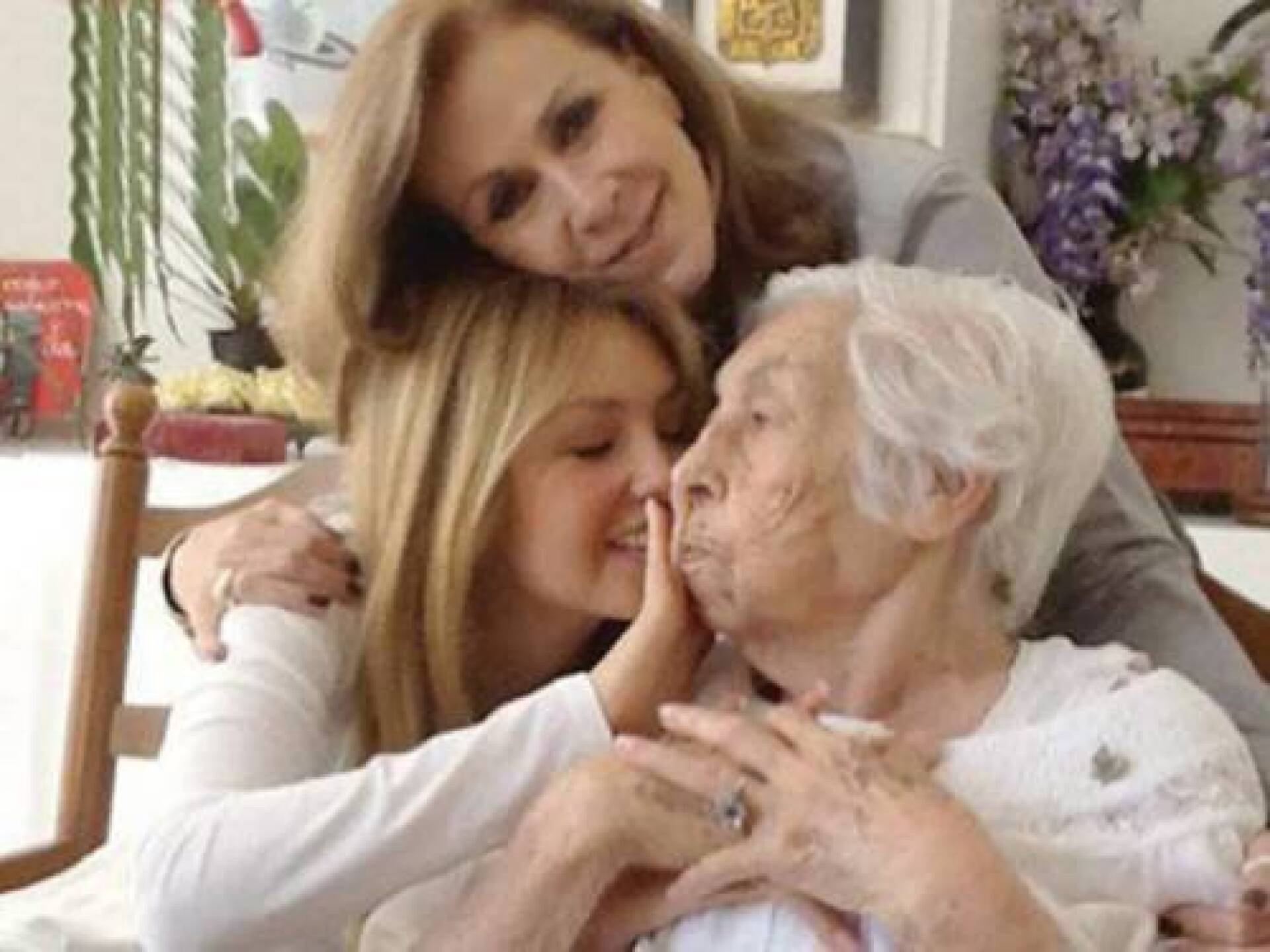Laura y su abuelita