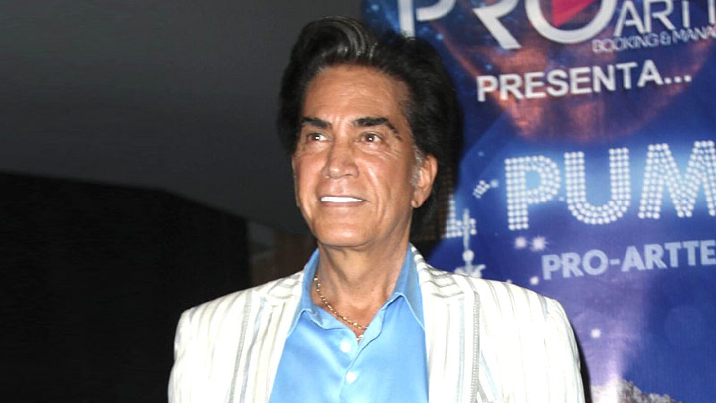 José Luis Rodríguez El Puma la libró, ¡y ya se recupera en casa!