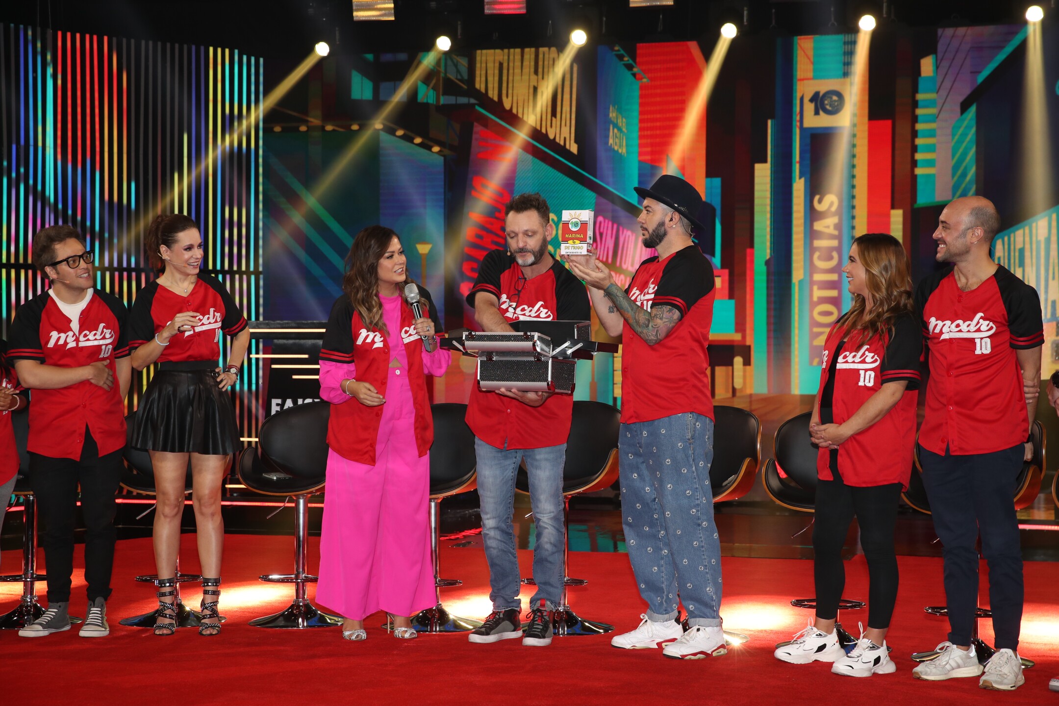 Me caigo de risa, Mariana Echeverría, Faisy, Gaby Platas, temporada 10