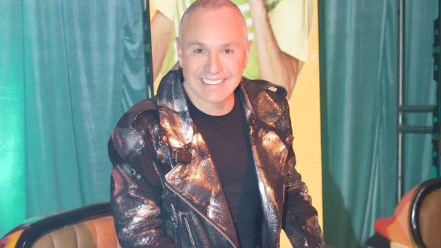 Alex Gou productor de la obra Vaselina