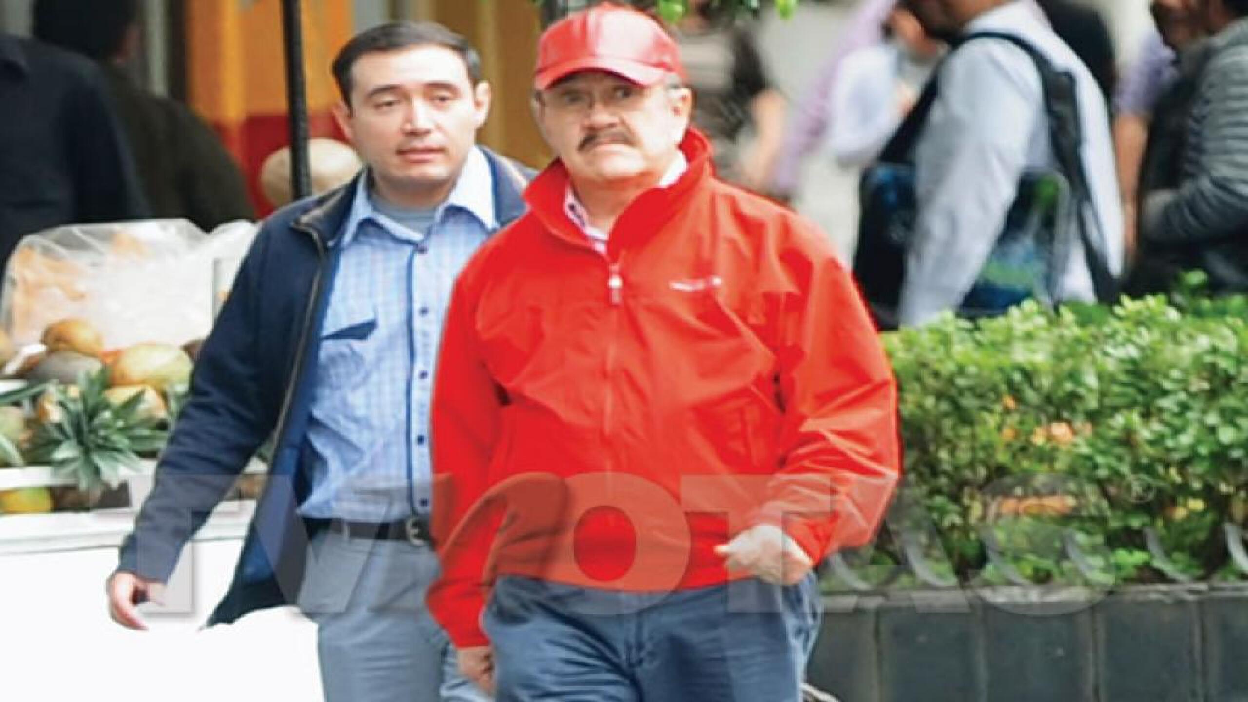 Su novio tiene 30 años menos.