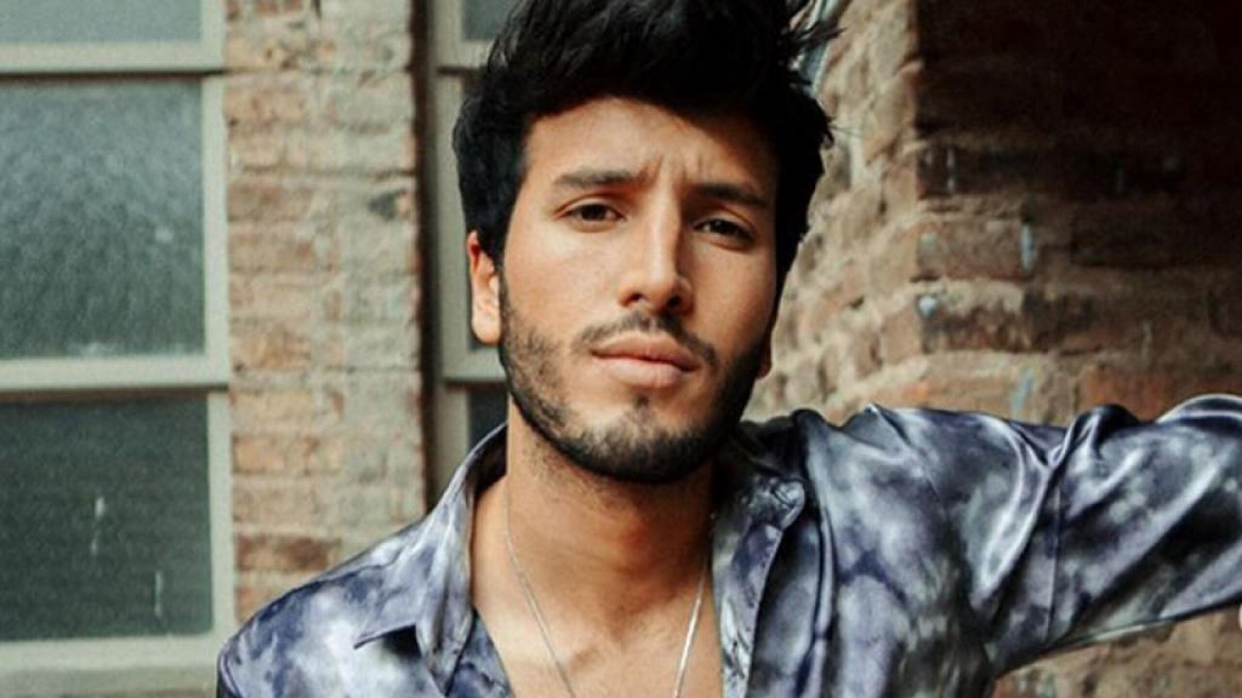 Sebastián Yatra admira a Alejandro Fernández.