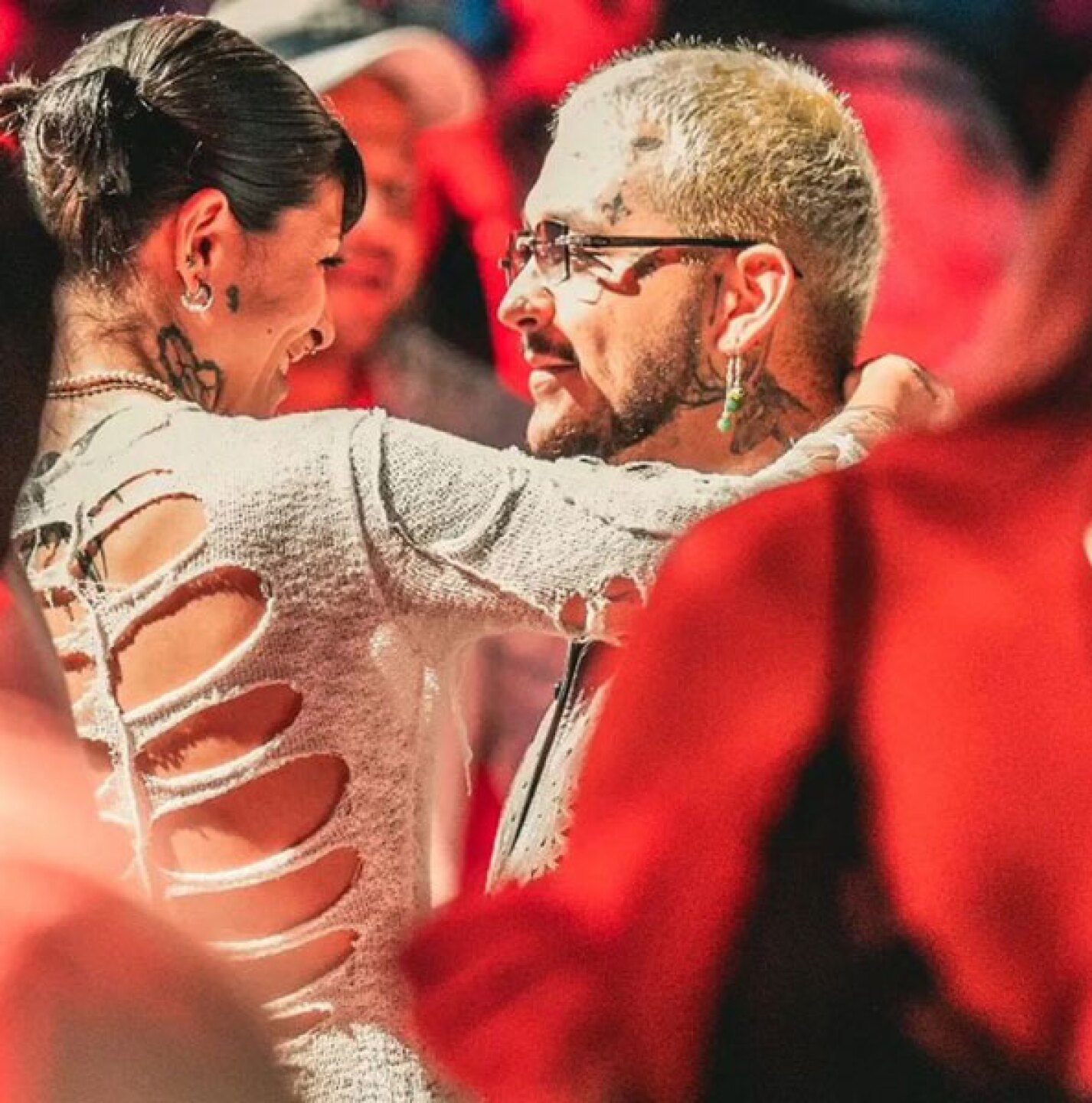 Cazzu habla de Christian Nodal, está muy enamorada