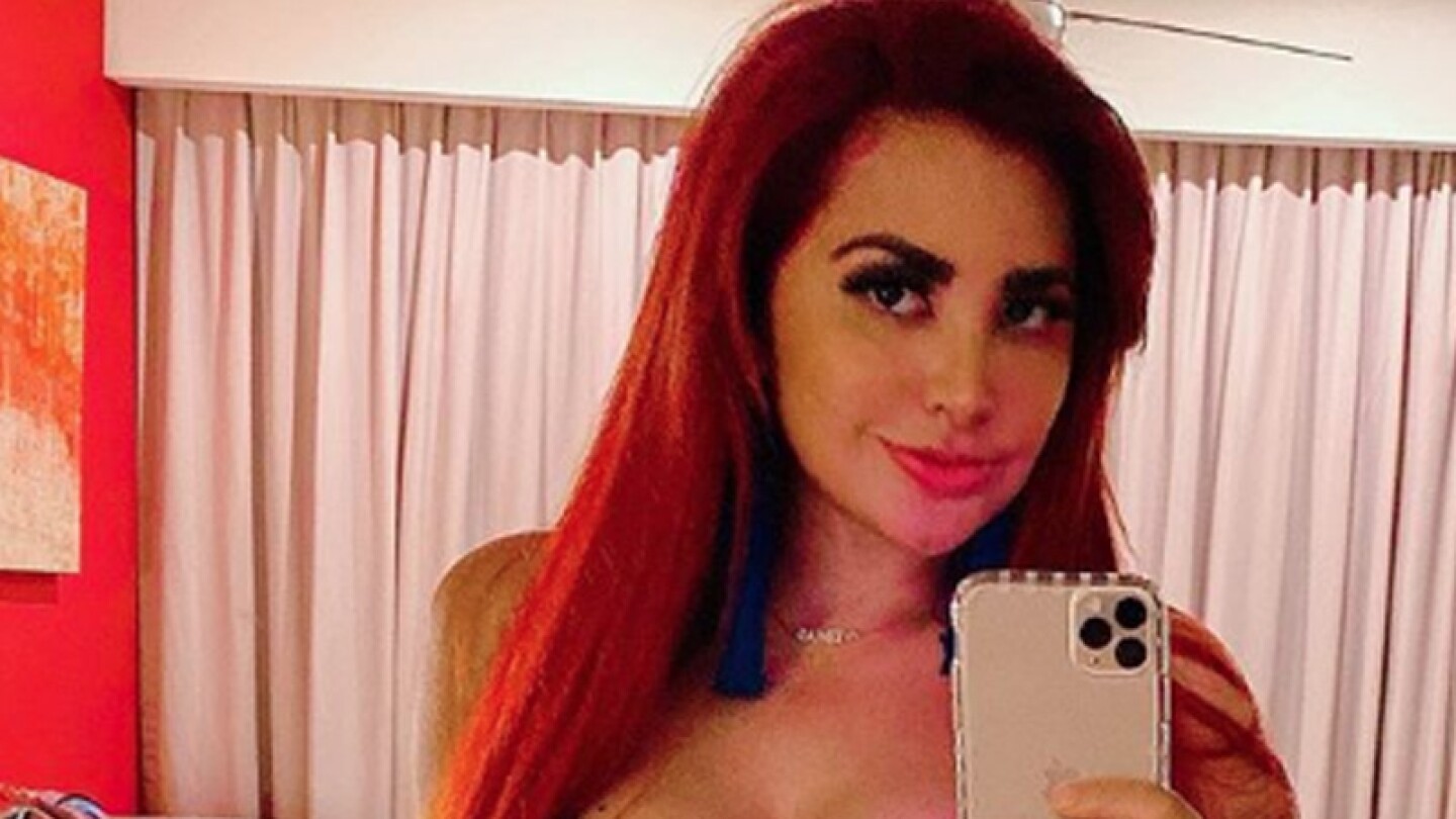 Damaris Rojas debuta como cantante con su tema 'Poca ropa'