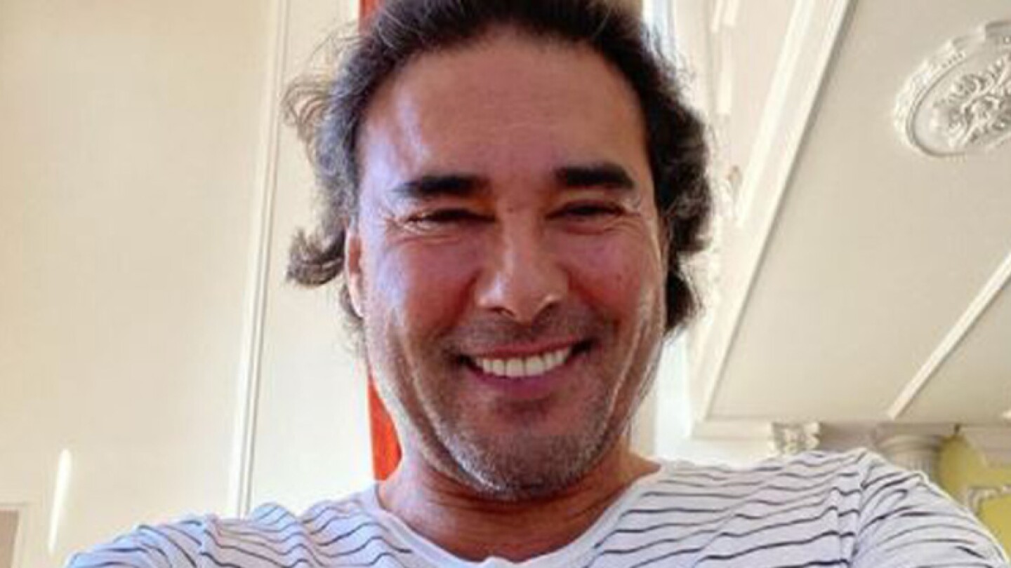 Eduardo Yáñez.