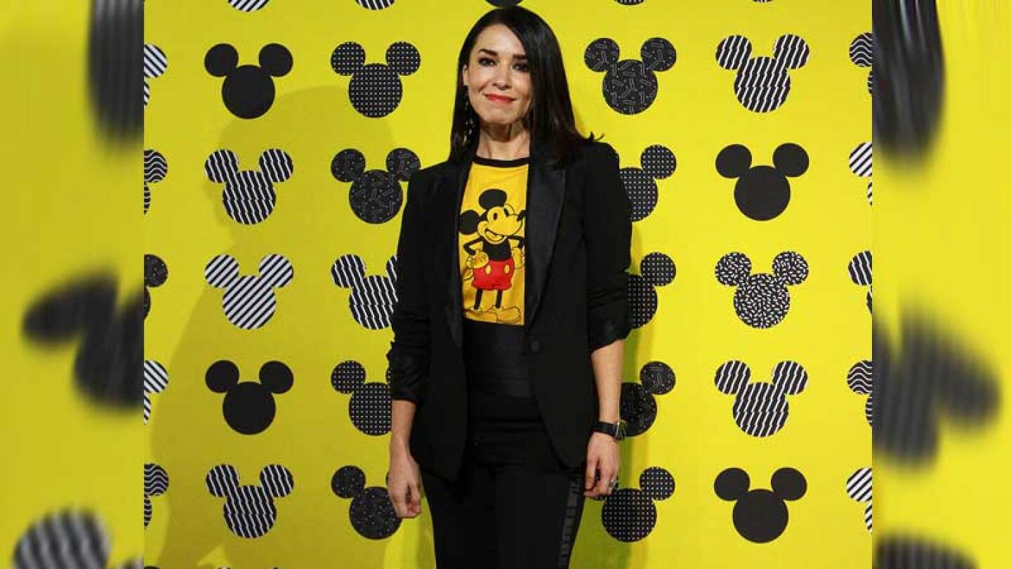 Con un diminuto bikini, Laura G presume su pancita de embarazo.