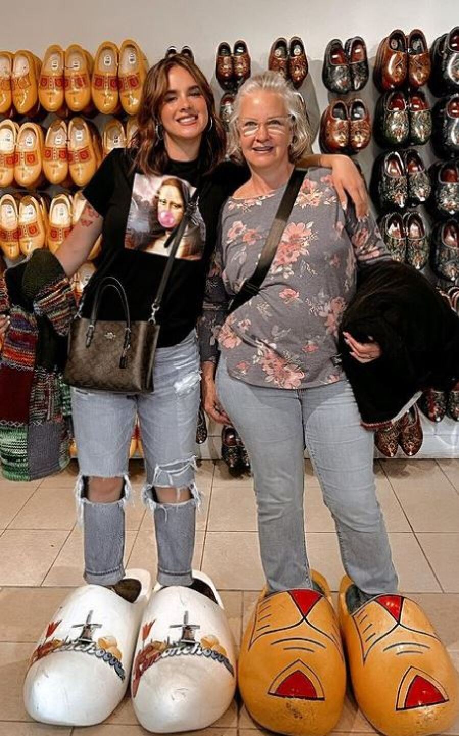 Gala Montes y su mamá