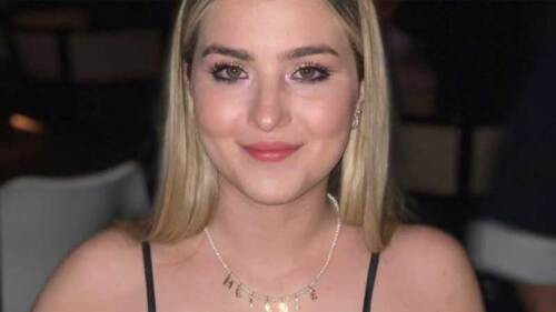 melenie carmona canta como su mamá habla sobre su abuso