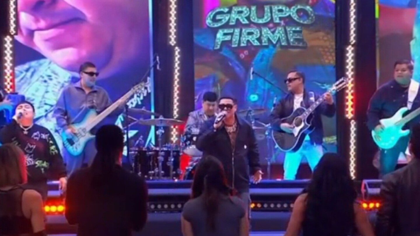 Grupo Firme en La casa de los famosos Telemundo 