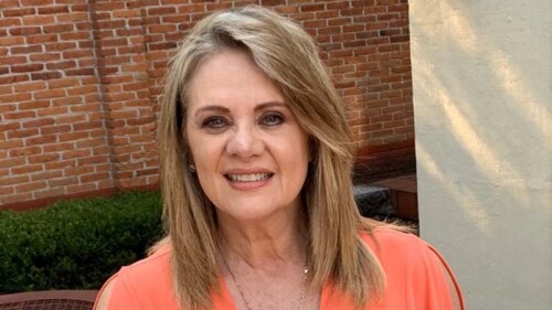 Erika Buenfil causa revuelo por su forma de bailar en Tik Tok