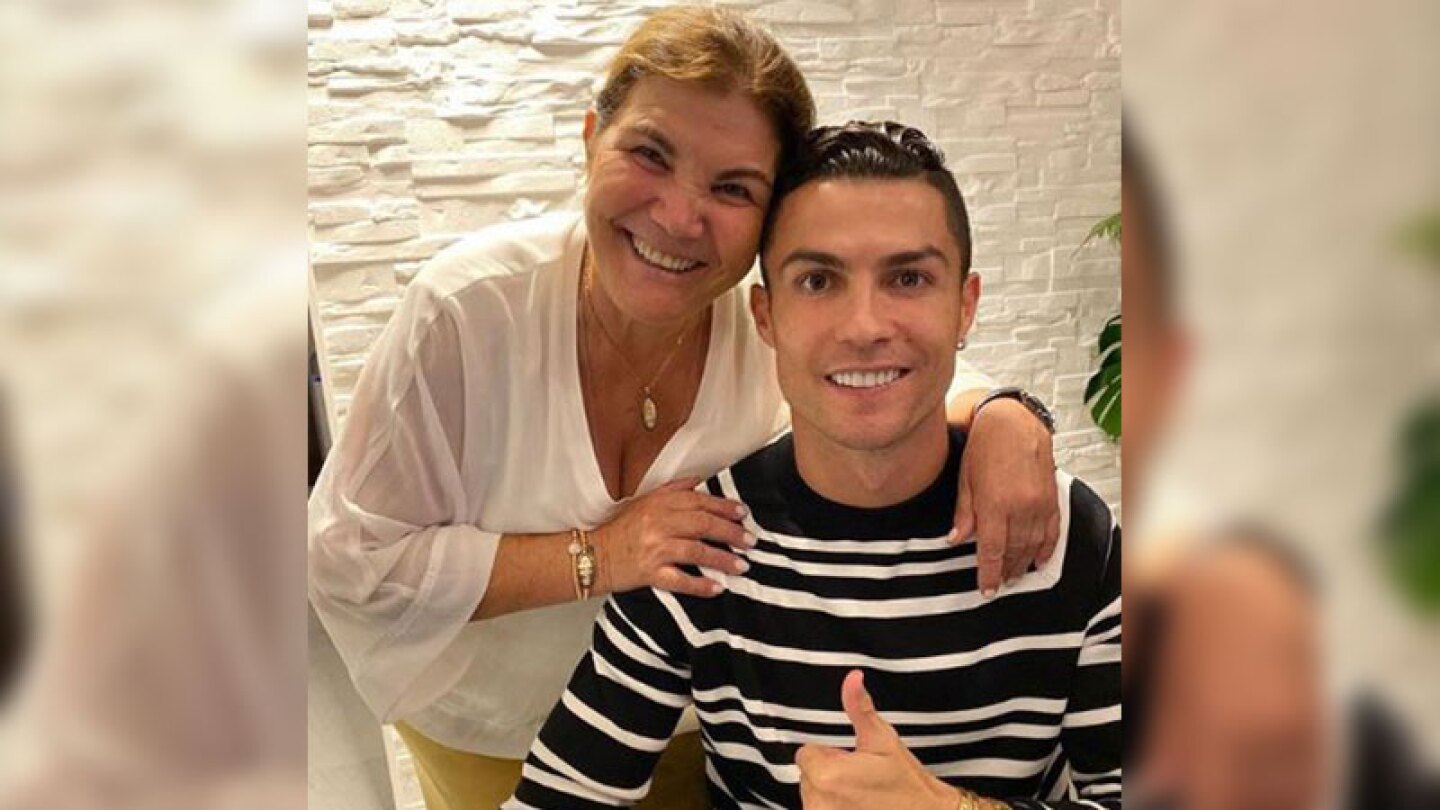 Cristiano da todo por su mamá.